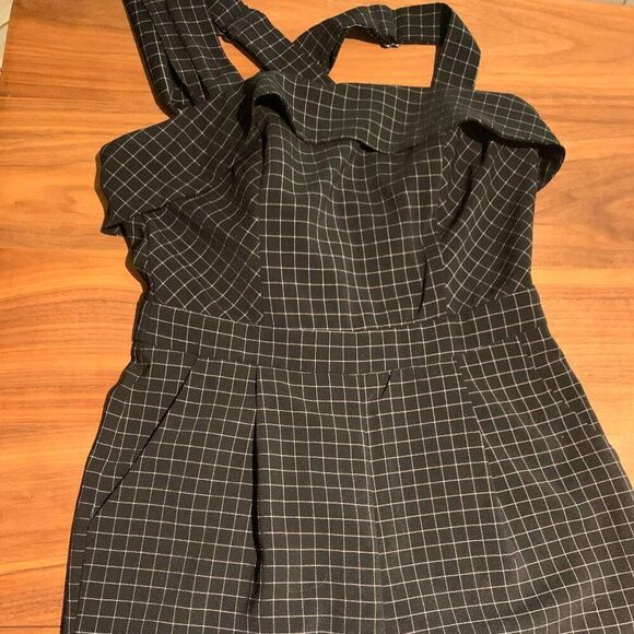 Adelyn Rae one piece jumpsuit, wide leg, black,straps with  open back, sz s, EUC - Picture 9 of 16